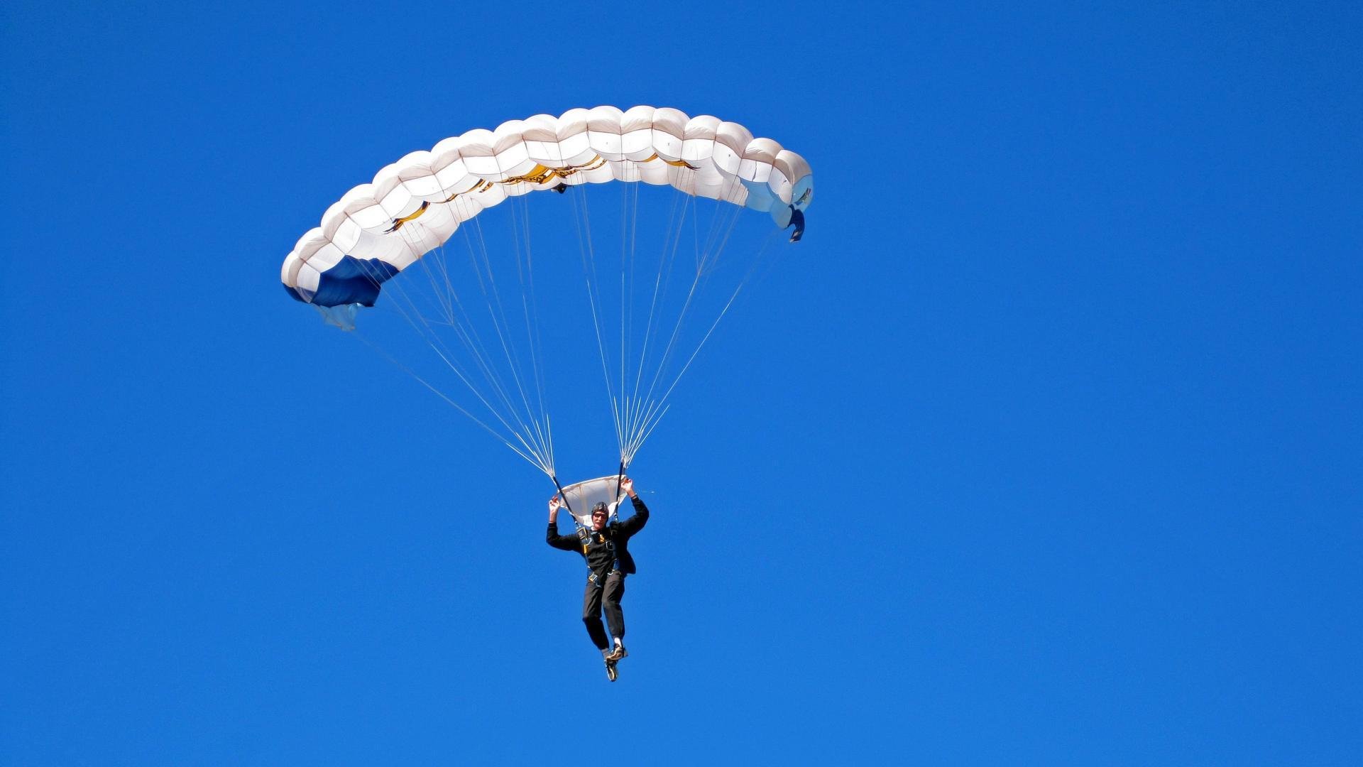 世界杯分组：葡萄牙、乌拉圭、韩国再聚一组 “苏神之咬”旧闻再被翻出