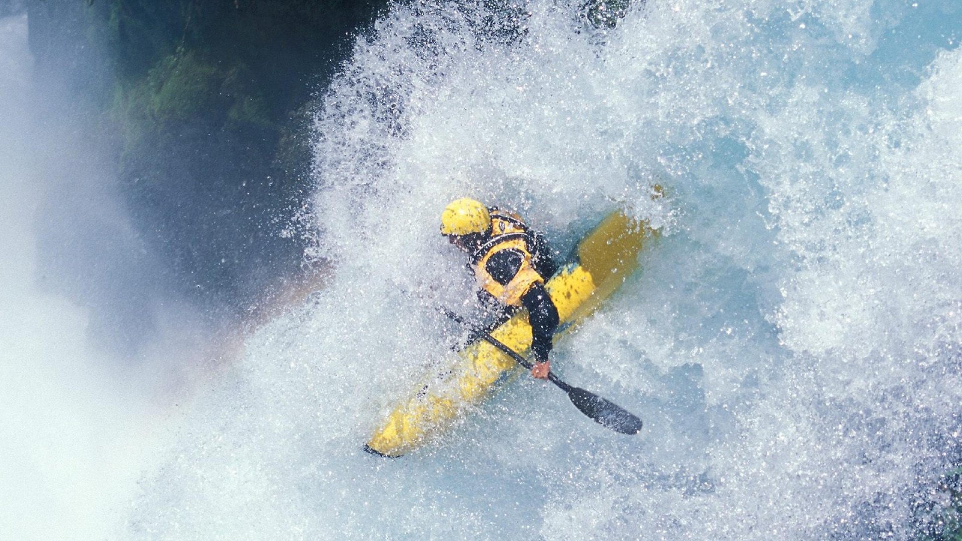 欧冠小组赛：多特1比0小胜巴黎 门线解围成全场最佳防守镜头